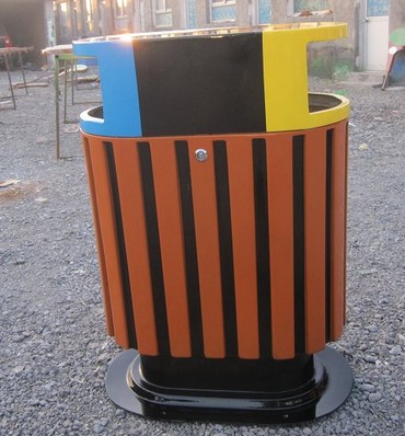 仿木分類垃圾箱
